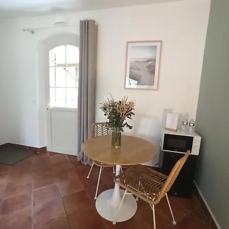 게스트하우스 Le Des Falaises 3*