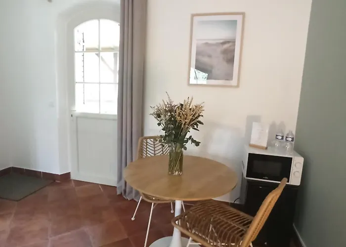 Guest house Le Des Falaises 3*